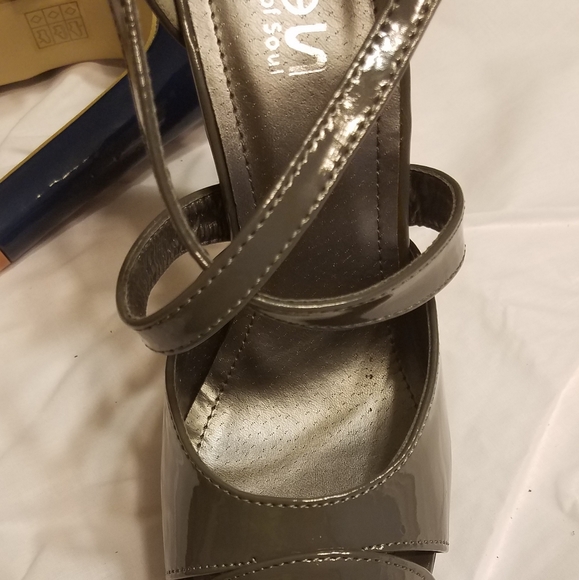 Patent heels - Picture 5 of 9